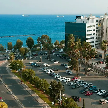 Poseidon Boutique 1 شقة *